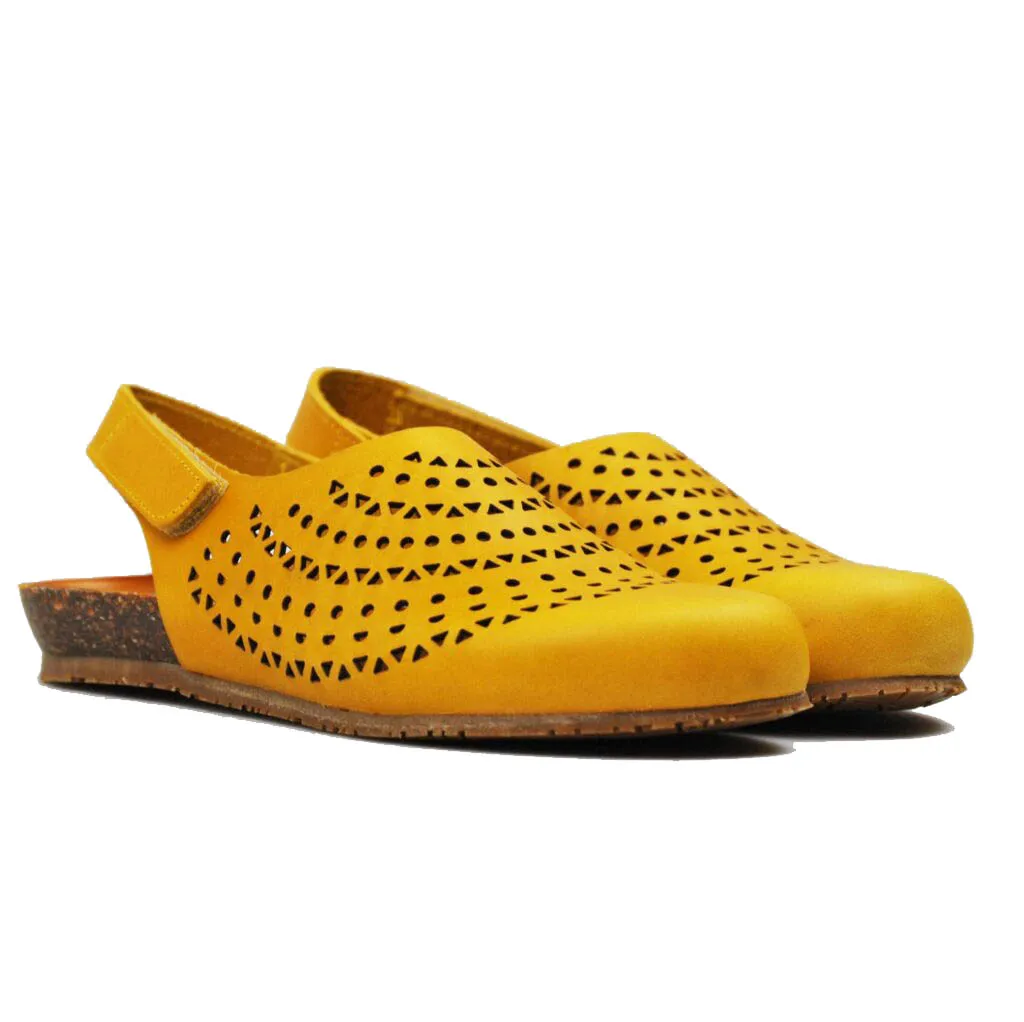 Bionatura sandalo in pelle punta chiusa giallo 68C2080