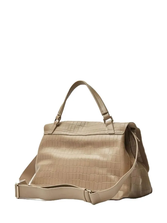 Borsa Cayman