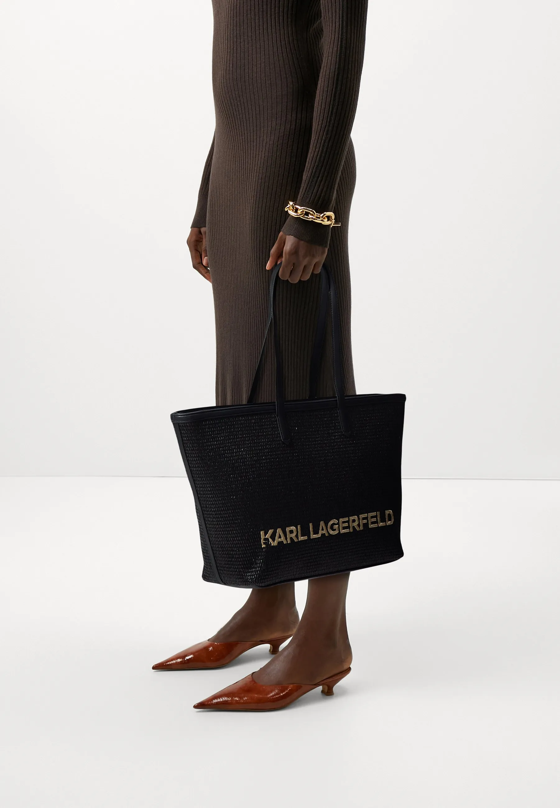 ESSENTIAL TOTE - Shopping bag