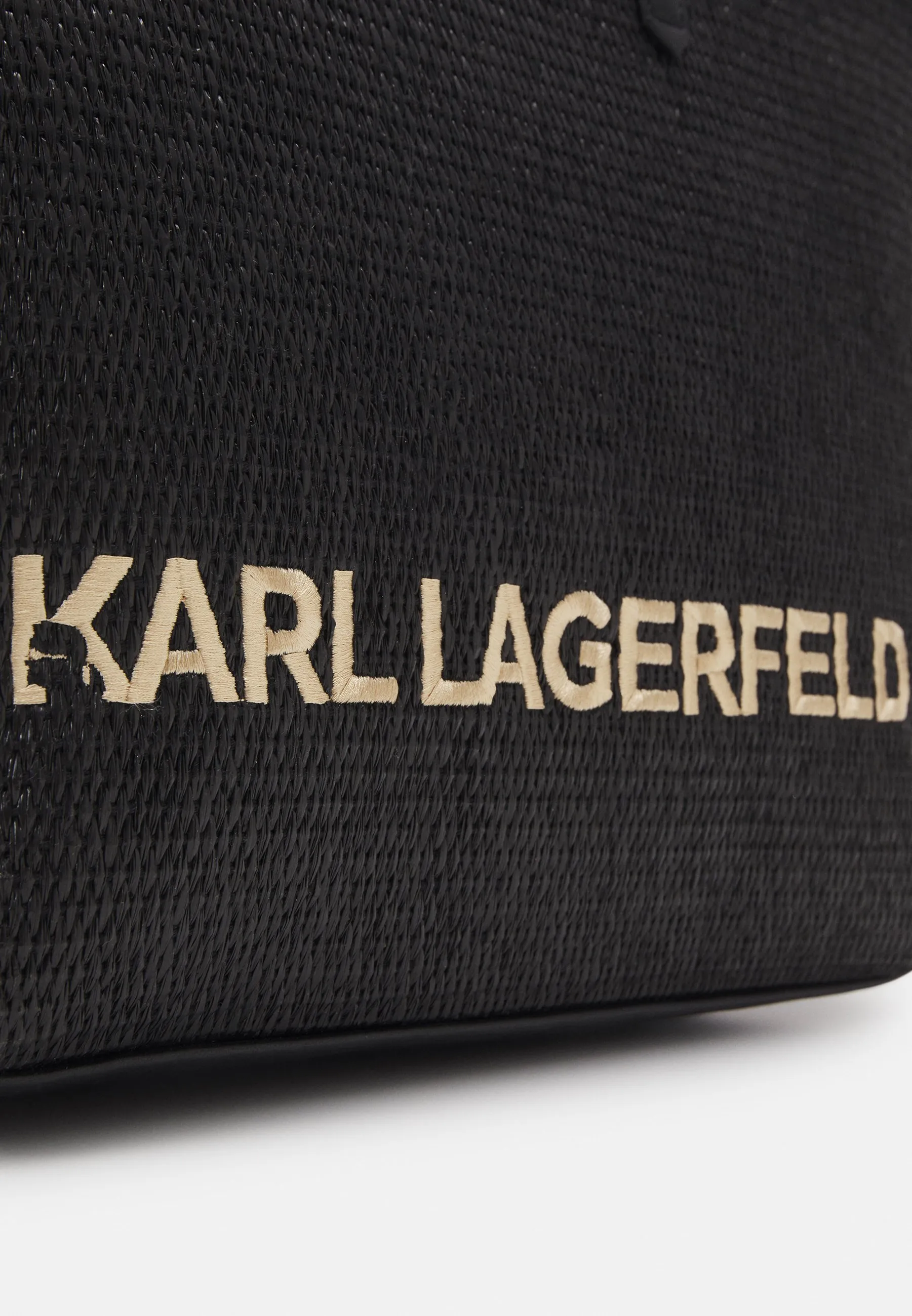 ESSENTIAL TOTE - Shopping bag