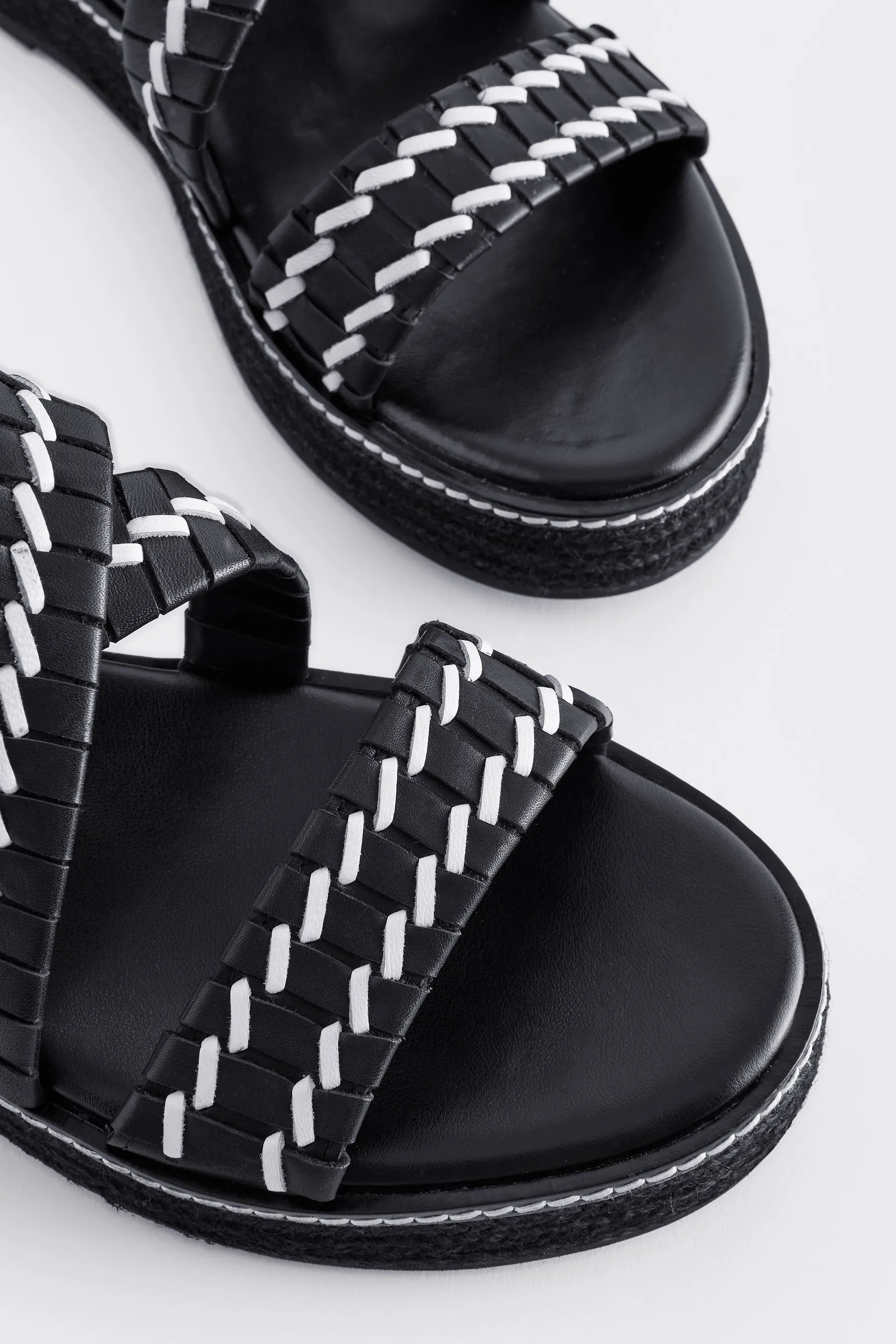 Forever Comfort® - Sandali flatform in pelle espadrillas intrecciate