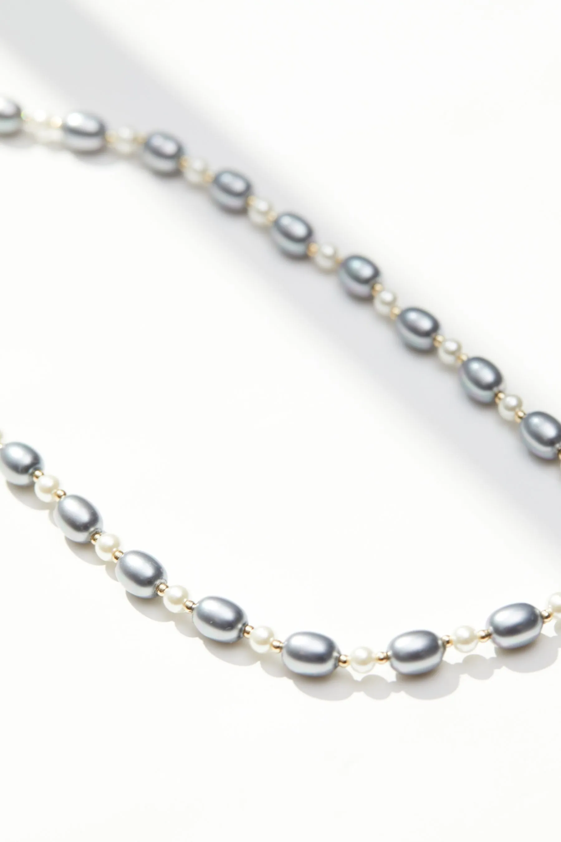 Jon Richard - Bracciale lucido a maglie ovali con perle