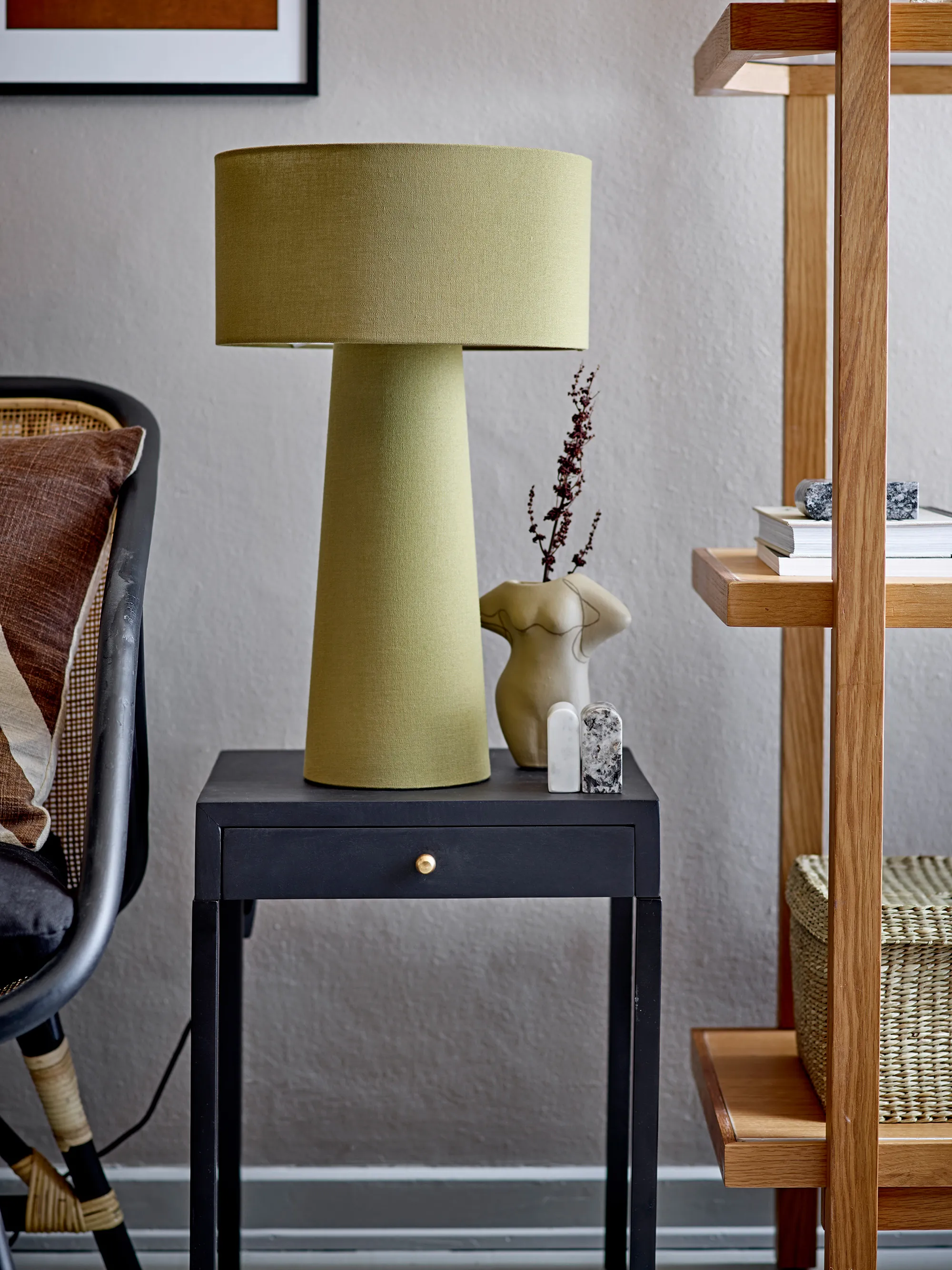 Lampada da tavolo Karl 50 cm.ji{font-size:18px}Verde