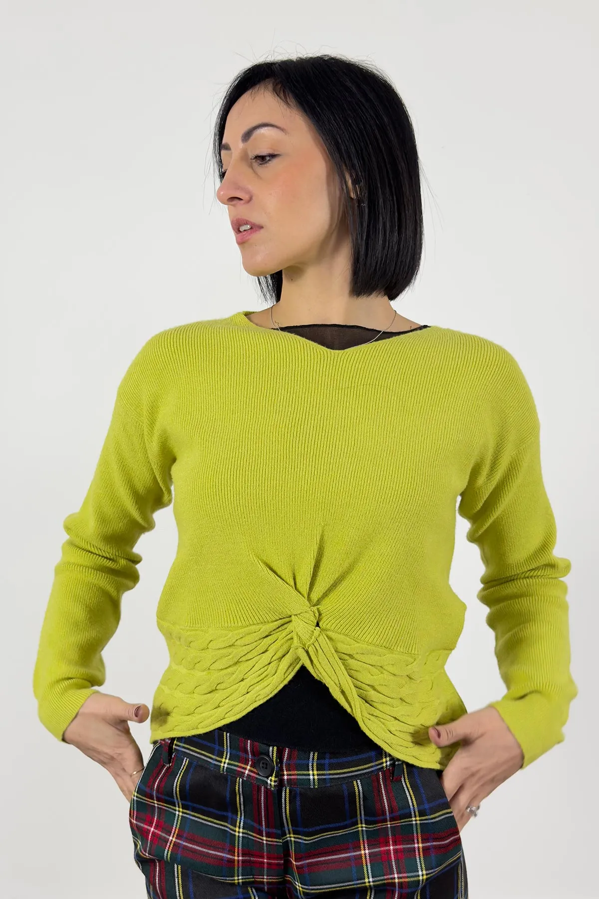 Markup Maglia con Nodo Lana MW560038