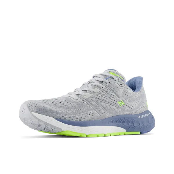 New Balance 880 v13