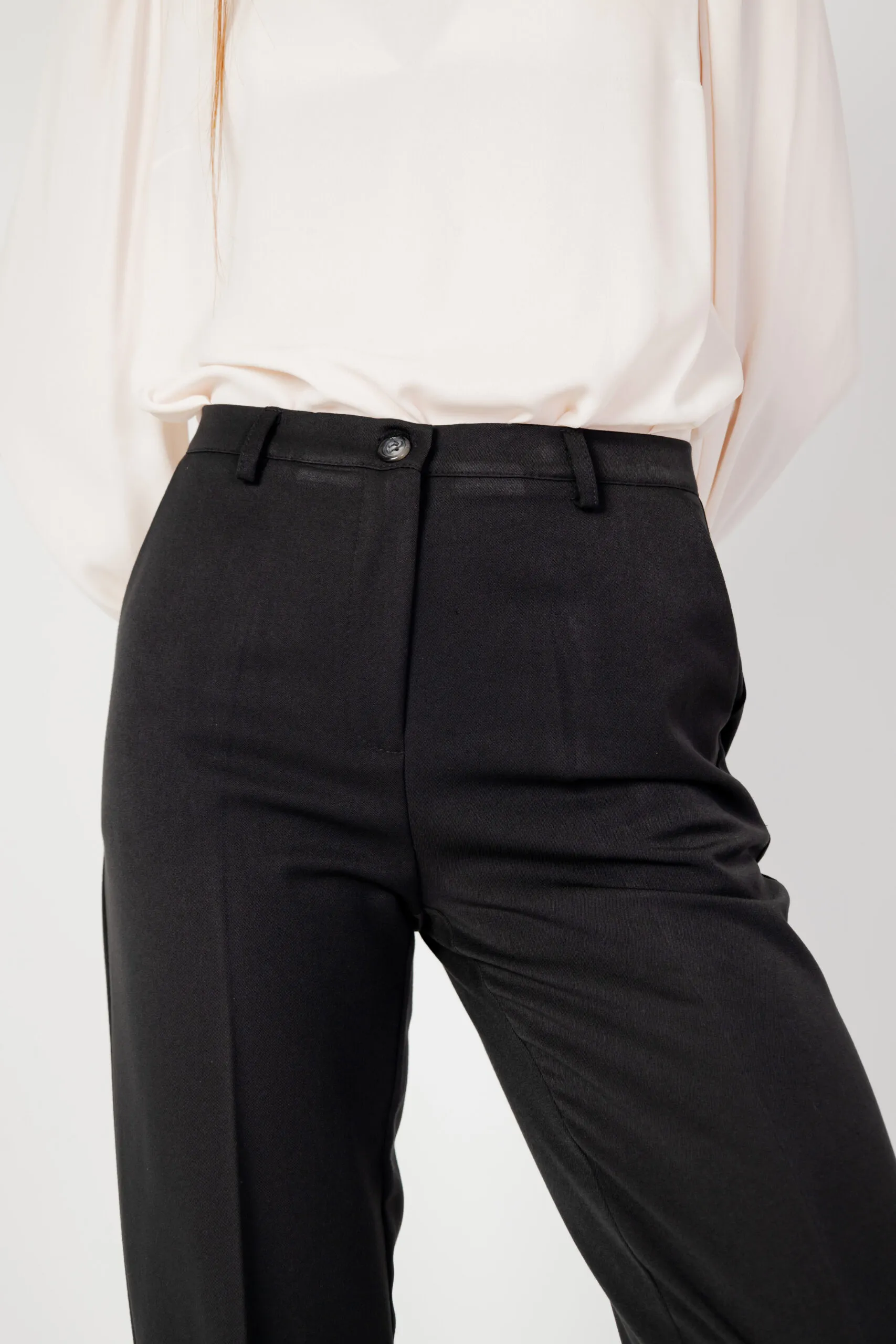 Pantaloni a sigaretta Hanny Deep guendy Nero