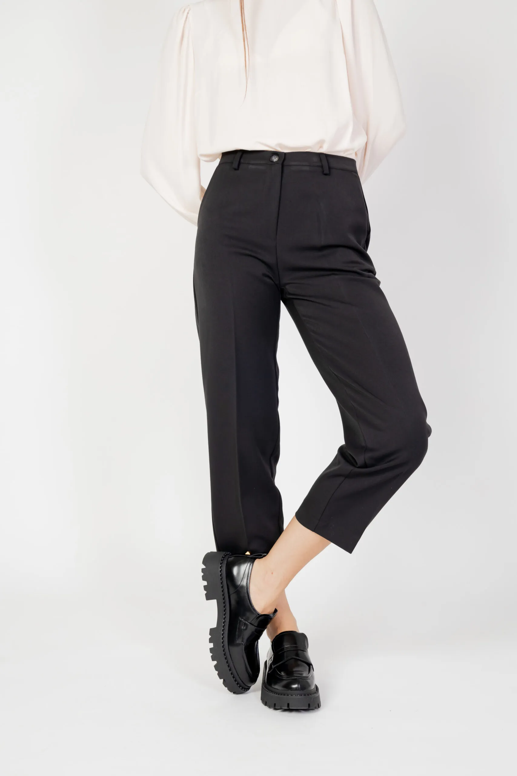 Pantaloni a sigaretta Hanny Deep guendy Nero
