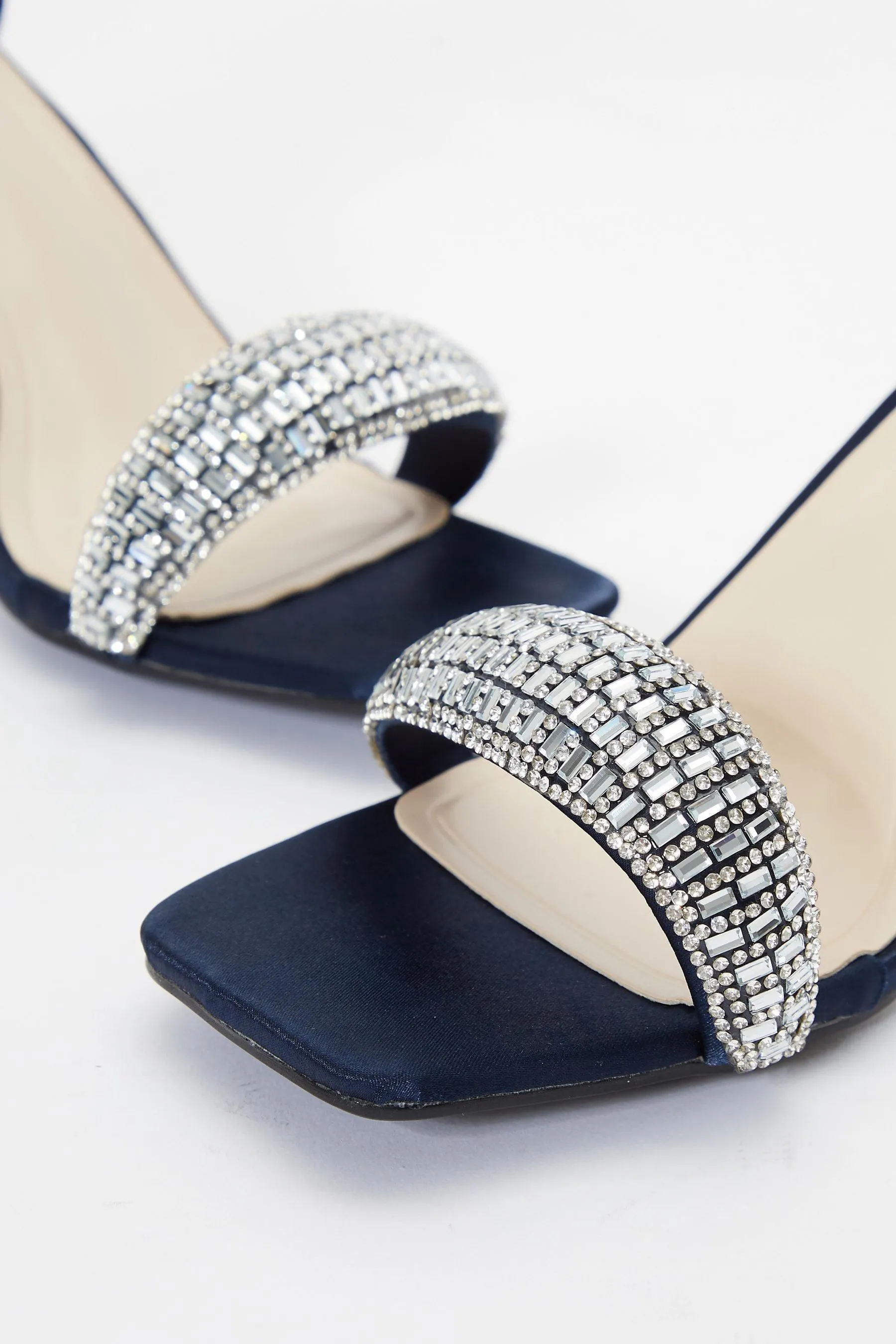 Quiz Satin - Sandali con tacco e cinturino con strass