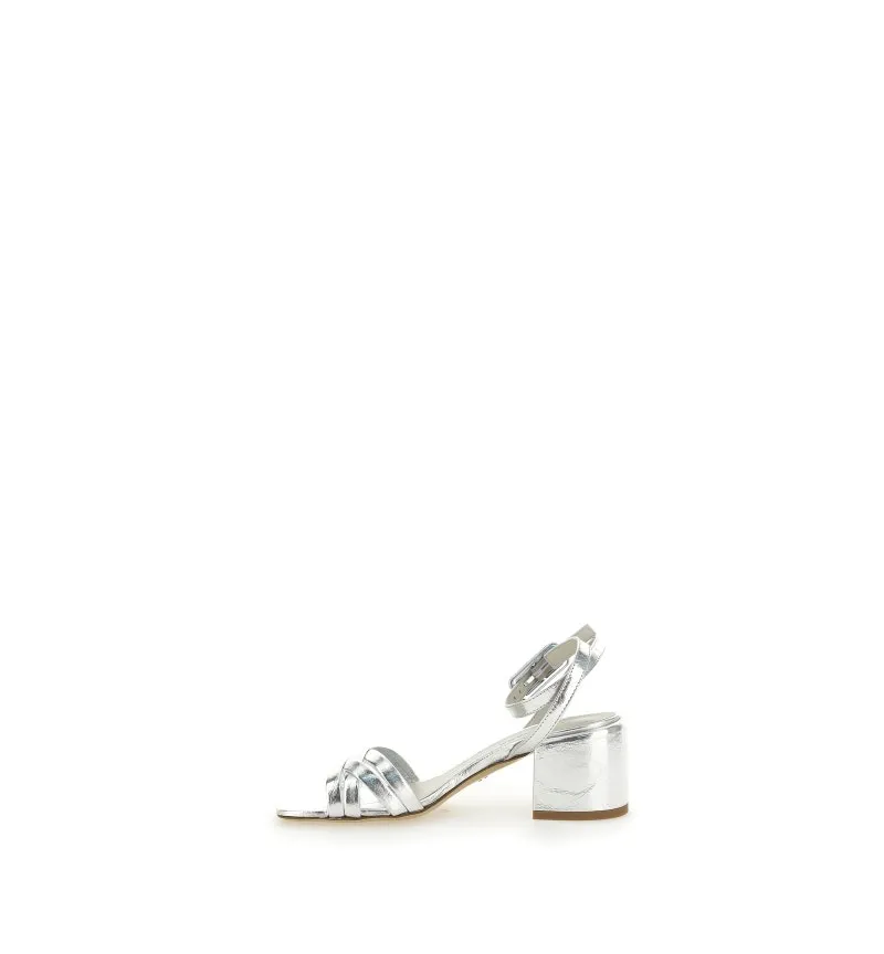 Sandali in pelle