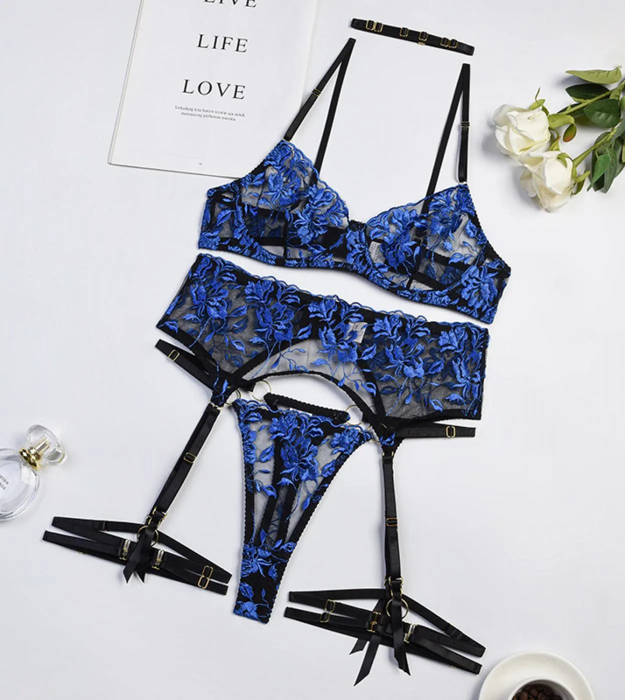 Set di biancheria intima da donna Biancheria intima con ricami floreali Set di reggiseno e slip trasparenti fantasia da donna