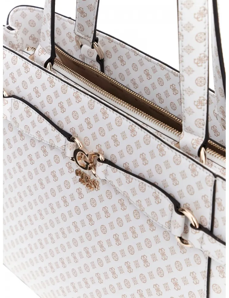 Shopper Arlena Guess