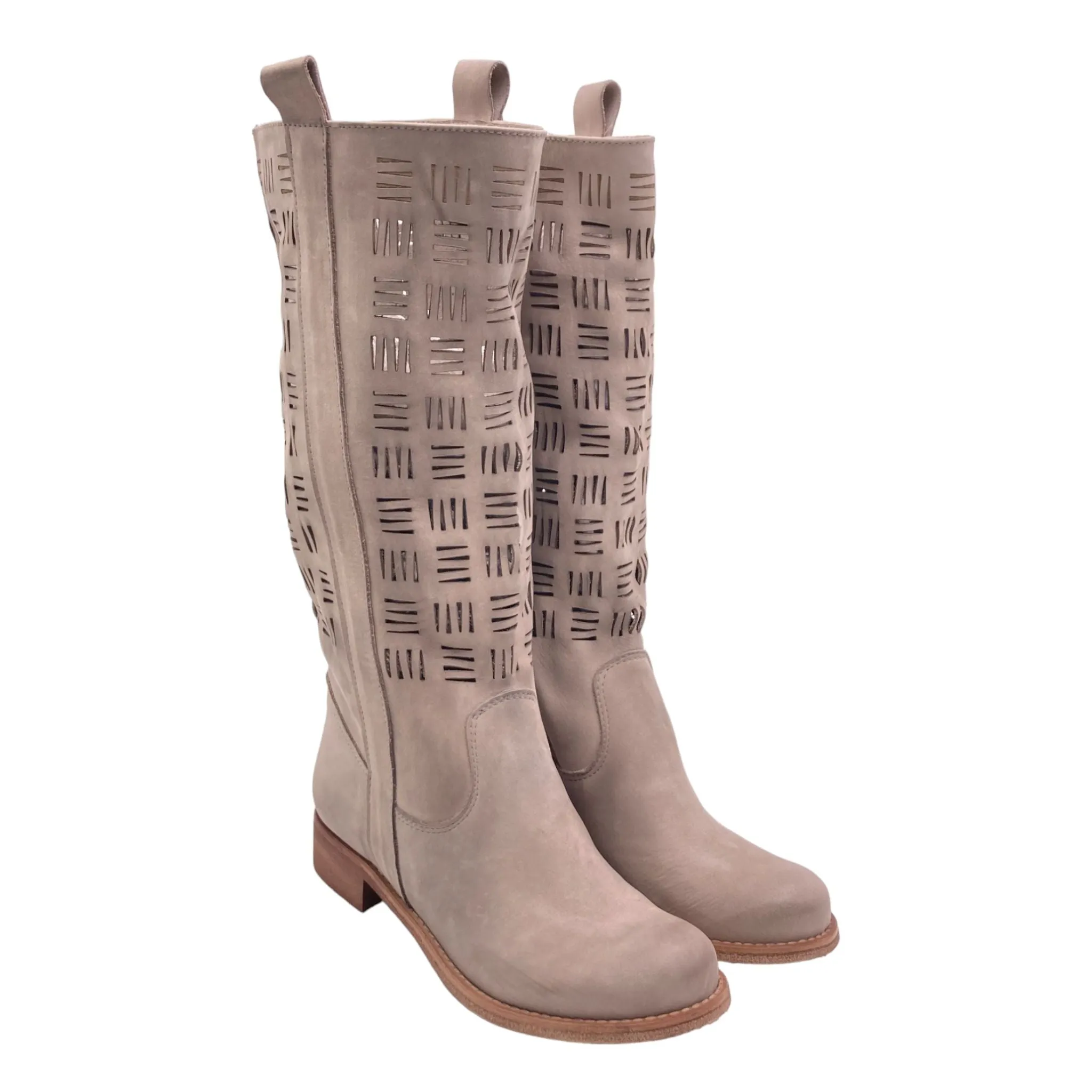 Stivale Donna laserato Cest magnifique 7576 nabuk taupe