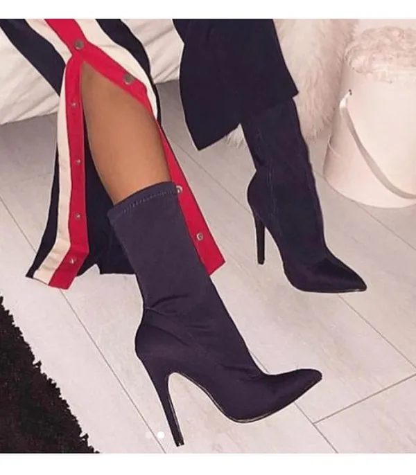 Stivaletto con calza