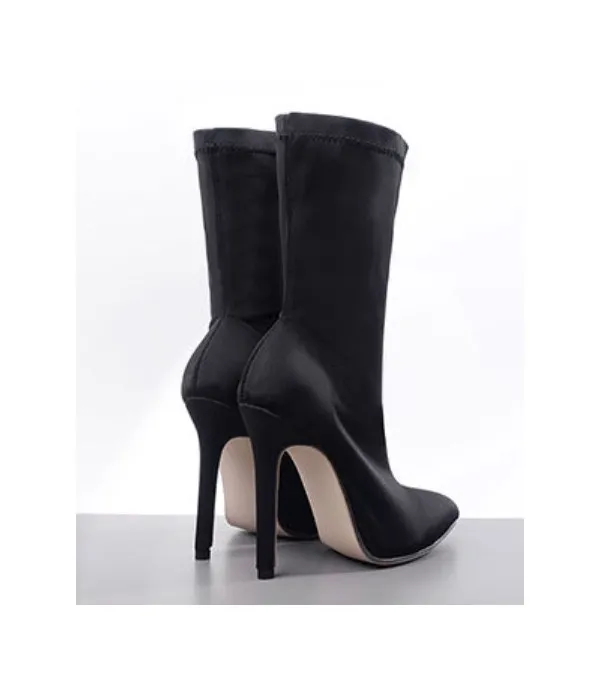 Stivaletto con calza