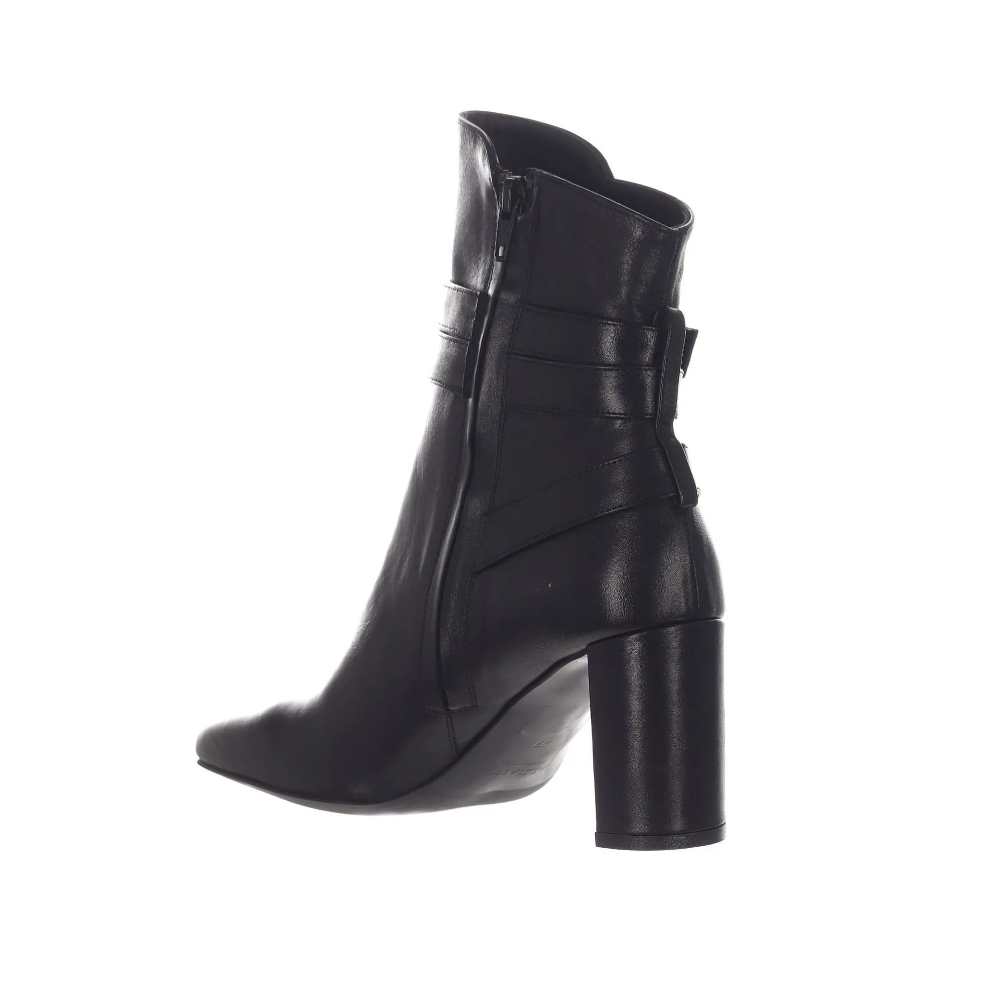 Stivaletto in pelle con tacco