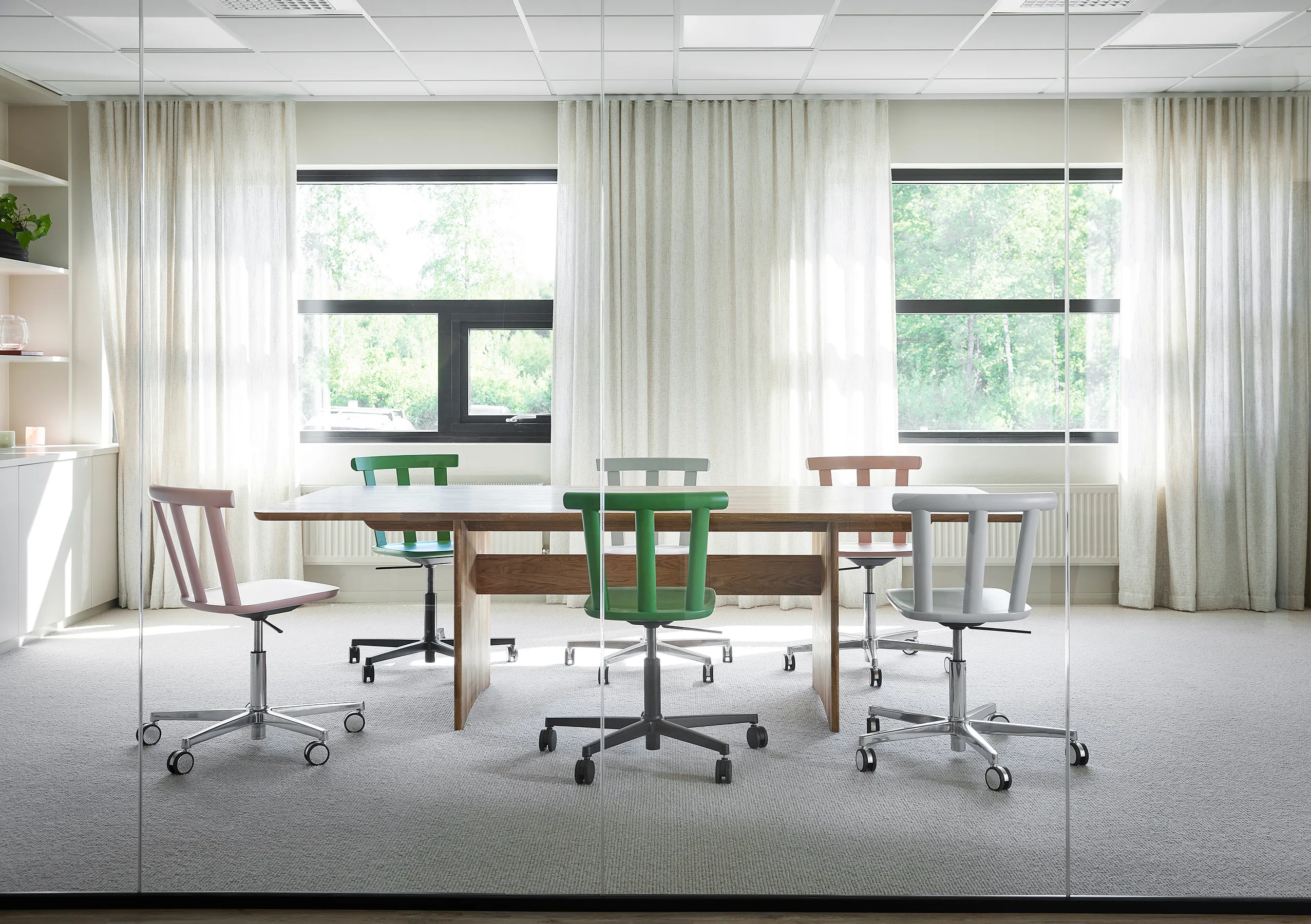 Tavolo Alt 90x245 cm rovere.iv{font-size:18px}Laccato opaco chiaro