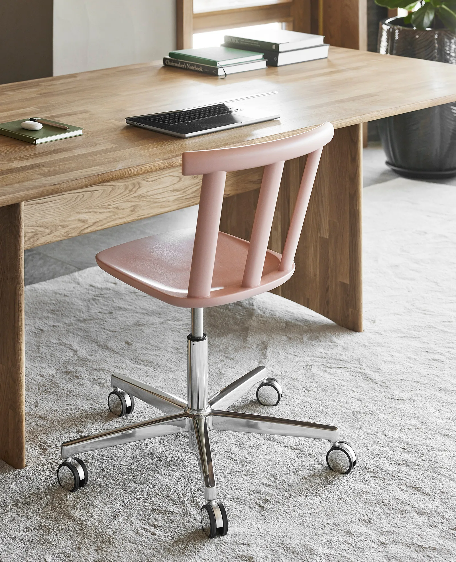 Tavolo Alt 90x245 cm rovere.iv{font-size:18px}Laccato opaco chiaro